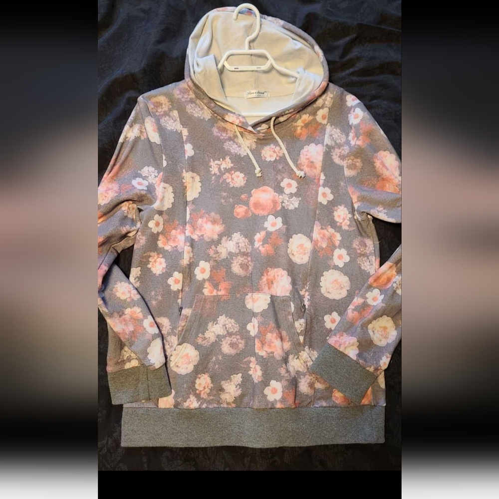 Floral Breastfeeding Sweater